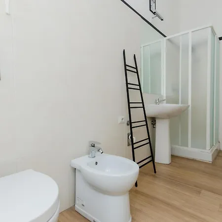Homestay szállás Blue Milánó